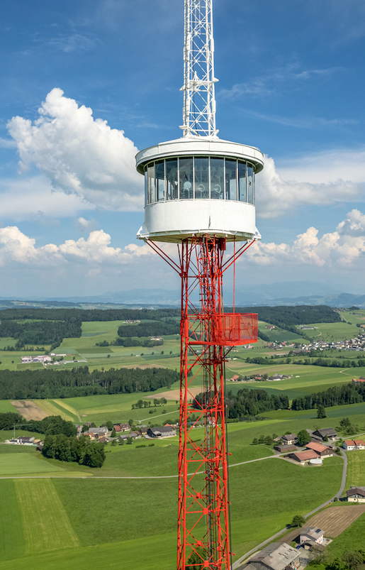 DER SENDETURM BEROMÜNSTER IST JETZT EIN KUNSTWERK