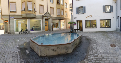 ZU EHREN VON HR GIGER: CHURER STORCHENBRUNNEN WURDE ZUM GIGERBRUNNEN