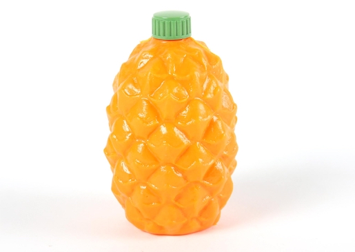 Edward Hack, Ananas-Sirupflasche, ca. 1958; Courtesy Museum of Design in Plastics, Arts University Bournemouth
