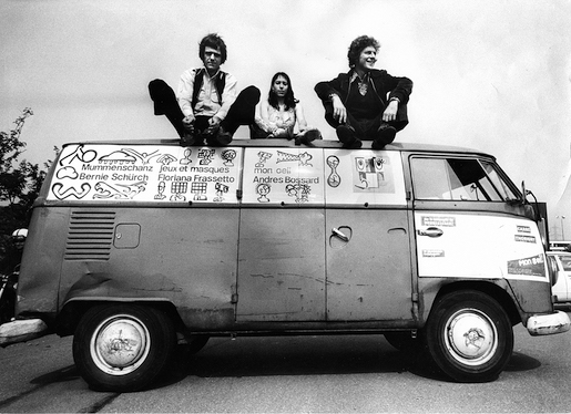 Bild: VW-Bus 1972 - Foto: © Mummenschanz & Historisches und Völkerkundemuseum St.Gallen