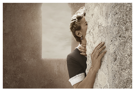 Tracey Moffatt Touch, 2017 From the series BODY REMEMBERS Digital pigment print on rag paper Editionof6+AP2 Artist credit: © Tracey Moffatt, courtesy Roslyn Oxley9 Gallery, Sydney