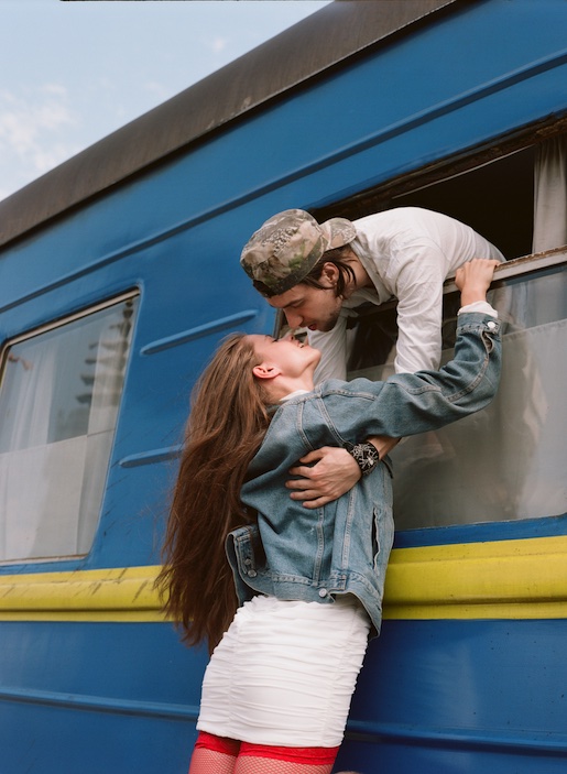 Julie Poly (*1986) Ukrzaliznytsia, 2019 (Укралiзниця / Ukralis- nyzja) Fotografie / Фотография