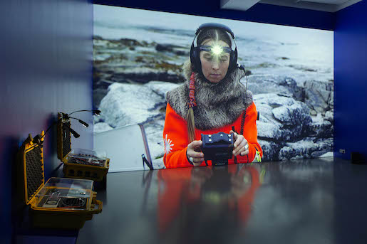 Ursula Biemann, Acoustic Ocean, 2018, Installationsansicht anlässlich der Ausstellung im Centre culturel suisse, Paris, 2020 - © Ursula Biemann; Foto: Margot Montigny
