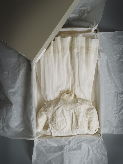 Textilmuseum St.Gallen, Stickereikleid M. Rast