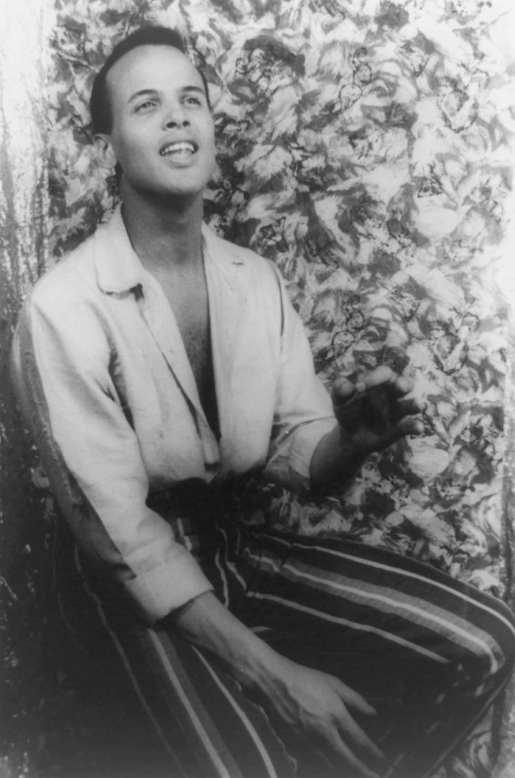 Harry Belafonte, 1954 - Foto: Van Vechten Collection at Library of Congress - Datei: https://commons.wikimedia.org/wiki/File:Harry_Belafonte_Almanac_1954_b.jpg