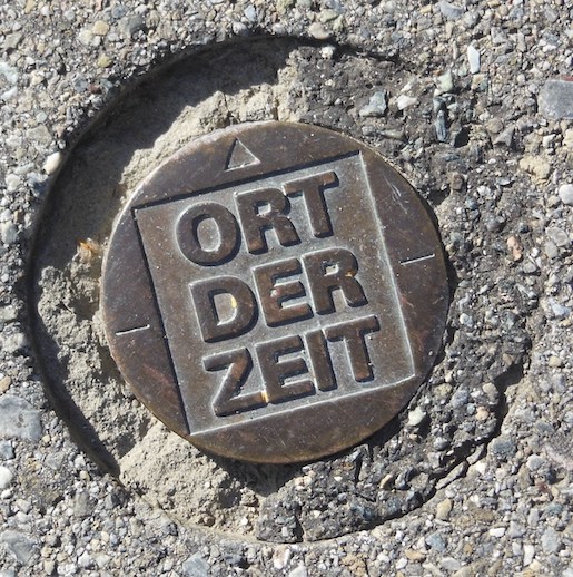 ORT DER ZEIT, © H.R. Fricker, https://www.facebook.com/photo/?fbid=10228838298158555&set=a.1174051427749