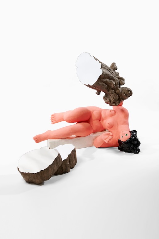 Mickry 3, Der Fluss, 2014, Styropor, Acrystal, Acryl, Spiegel, Murmeln, 135 x 147 x 93 cm © die Künstlerinnen, Foto: Gion Pfander