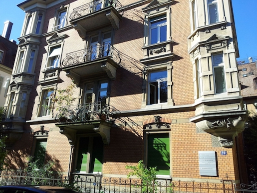 Sitz des Nagel & Kimche Verlags an der Neptunstrasse in Zürich - Foto: Nagel & Kimche Verlag, 2013 - CC BY-SA 3.0 - Datei: https://commons.wikimedia.org/wiki/File:Sitz_des_Nagel_&_Kimche_Verlags_an_der_Neptunstrasse_in_Zürich.jpg