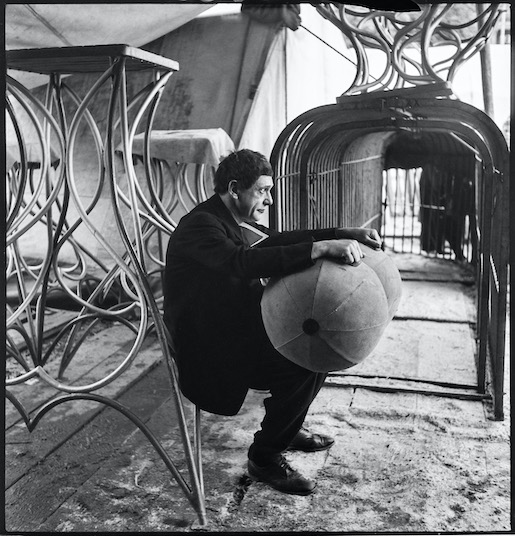 Ernst Scheidegger, Clown vor seinem Auftritt im Zirkus Knie, um 1949Lambda Print© Stiftung Ernst Scheidegger-Archiv, Zürich