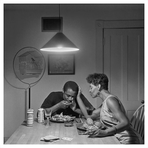 Titel: Untitled (Eating Lobster), Zusatztitel: The Kitchen Table Series, Carrie Mae Weems, 1990/1999, Silver gelatin print, 104.7 x 104.7 x 5.7 cm, Objekt-ID: 70874, Creditline: © Carrie Mae Weems. Courtesy of the artist, Jack Shainman Gallery, New York and Galerie Barbara Thumm, Berlin