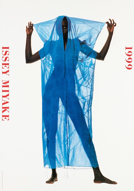 Ikko Tanaka, Foto: Irving Penn, Issey Miyake 1999, 1999 © DNP Art Communications Co., Ltd. 