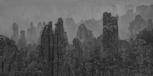 Kim Jungman, Pillars of East, 2013, 449 x 242 cm © studio velvetunderground