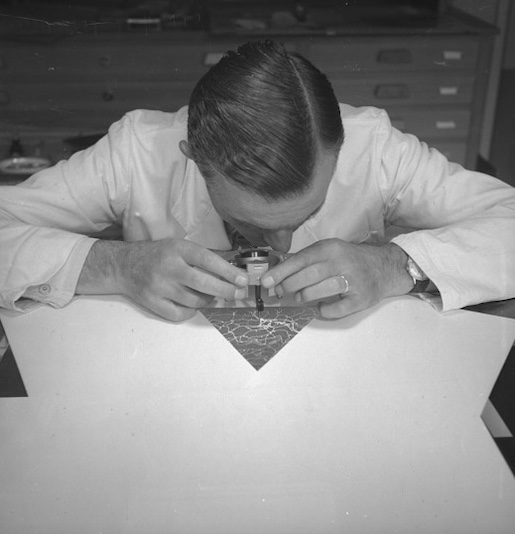 Image: La gravure sur couche sur plaque de verre, 1955, collection photographique de swisstopo