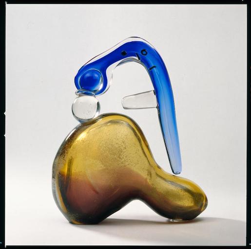 Image: Costantini Egidio d’après un dessin de Pablo Picasso, Figura, 1963, mudac, collection de la Ville de Lausanne © Claude Bornand, Atelier de numérisation de la Ville de Lausanne