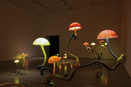 Mika Rottenberg, Lampshares, 2024. Milled reclaimed household plastic and bittersweet vines. Lighting component: batteries, resin, and electric hardware. Dimensions variable. Installation view of