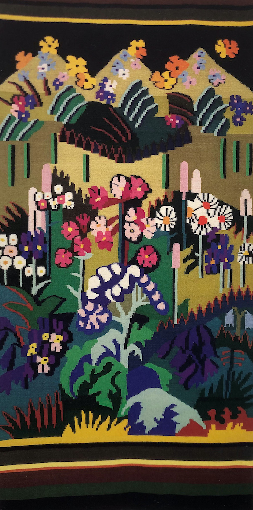 Lise Gujer Blumenteppich, neue Fassung nach 1952 bis 1965 (nach einem Entwurf von Ernst Ludwig Kirchner von 1938), Wirkerei, 178x94 cm, Bündner Kunstmuseum Chur