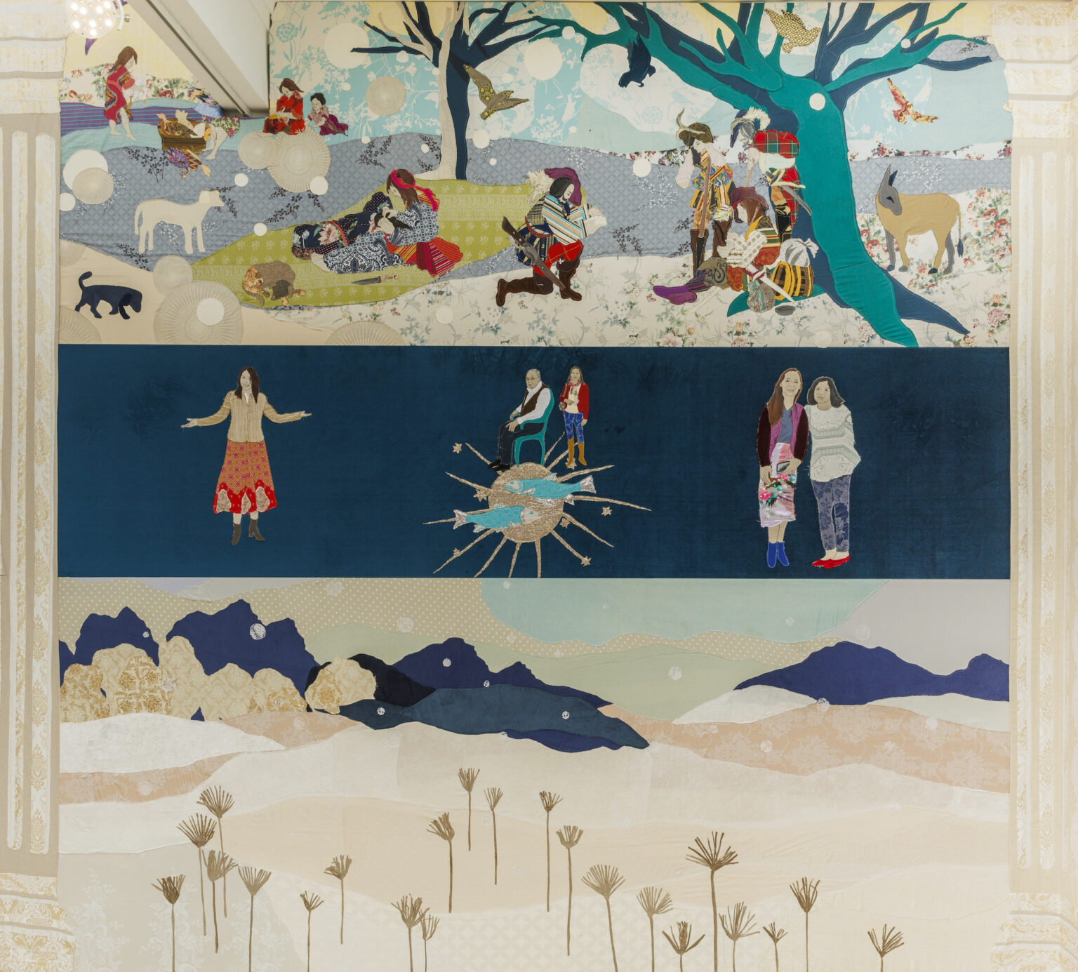 Małgorzata Mirga-Tas, February, 2022, 462 × 498 cm, Stoff, Acryl und Mixed Media auf Keilrahmen, Courtesy of the artist, Frith Street Gallery, London, Foksal Gallery Foundation, Warsaw and Karma International, Zurich