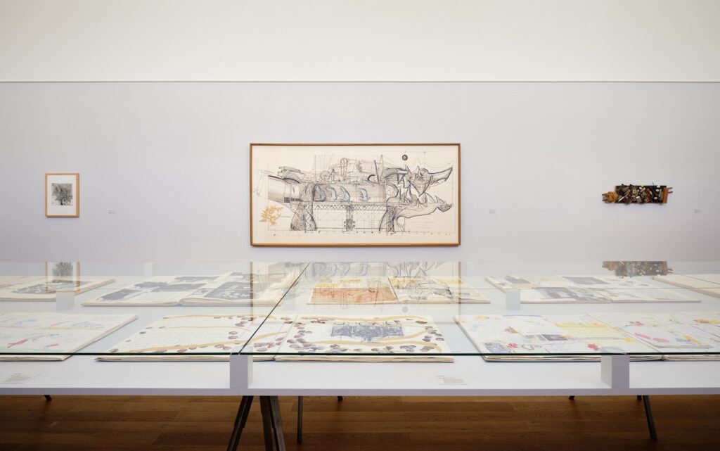 Ausstellungsansicht «À suivre: Eva Aeppli in der Sammlung des Kunstmuseums Solothurn» Foto: David Aebi © Susanne Gyger