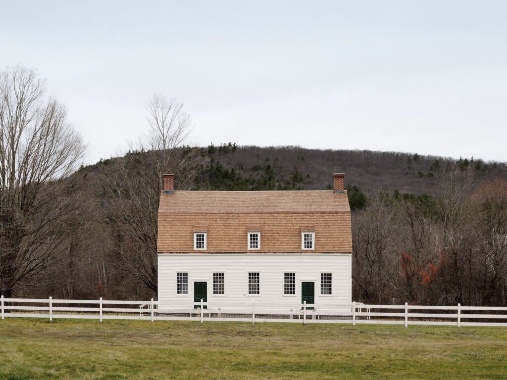 Meetinghouse (1793), Hancock Shaker Village, Hancock, Massachusetts, 2024 Foto: © Vitra Design Museum / Alex Lesage, mit freundlicher Genehmigung des Hancock Shaker Village