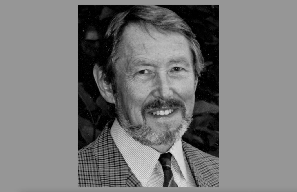 Kurt R. Spillmann, 1996 - Foto: ETH-Bibliothek, http://doi.org/10.3932/ethz-a-000857670 - Lizenz: https://creativecommons.org/licenses/by-sa/4.0/deed.en - Datei: https://commons.wikimedia.org/wiki/File:ETH-BIB-Spillmann,_Kurt_R._(1937-)-Portr_16929.tif?page=1