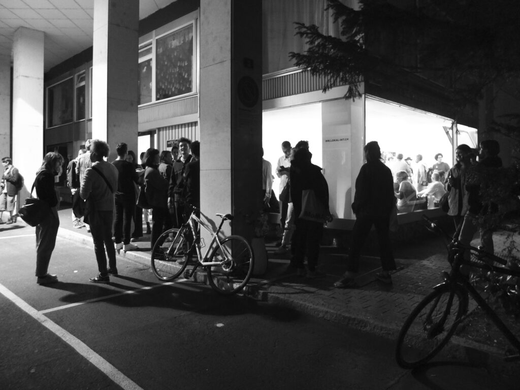 Lokal-int Biel Bienne - Foto: Irhcc, 2021 - Lizenz: https://creativecommons.org/licenses/by-sa/4.0/deed.en - Datei: https://commons.wikimedia.org/wiki/File:9186.lokal-int.jpg