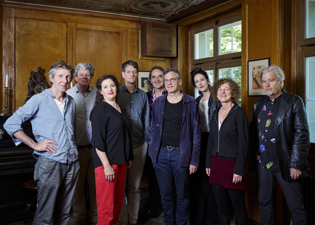 Bern ist überall - Foto: © Emilien Itim