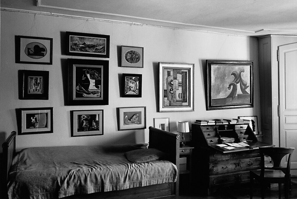 La chambre de Jean Planque à La Sarraz, 1998. Photographie : Luc Chessex, https://fondationplanque.ch/en/jean-planque/