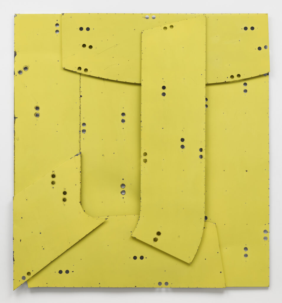 Virginia Overton Untitled (yellow square), 2024 © Virginia Overton Foto: White Cube (Theo Christelis)