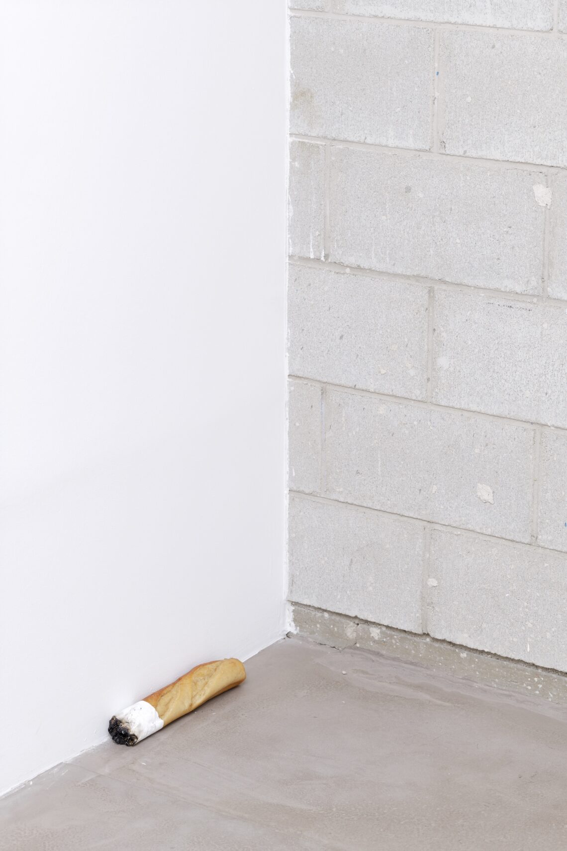 Jean-Charles de Quillacq, Mégots, 2016 - Vue d’exposition Bétonsalon – Centre d’art et de recherche, Paris, 2019 - Foto: Aurélien Mole