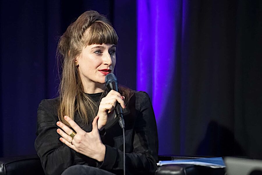 Fabienne Schmucki - Foto: © m4music / Helvetiarockt, https://helvetiarockt.ch/fr/podcast/fabienne-schmuki/