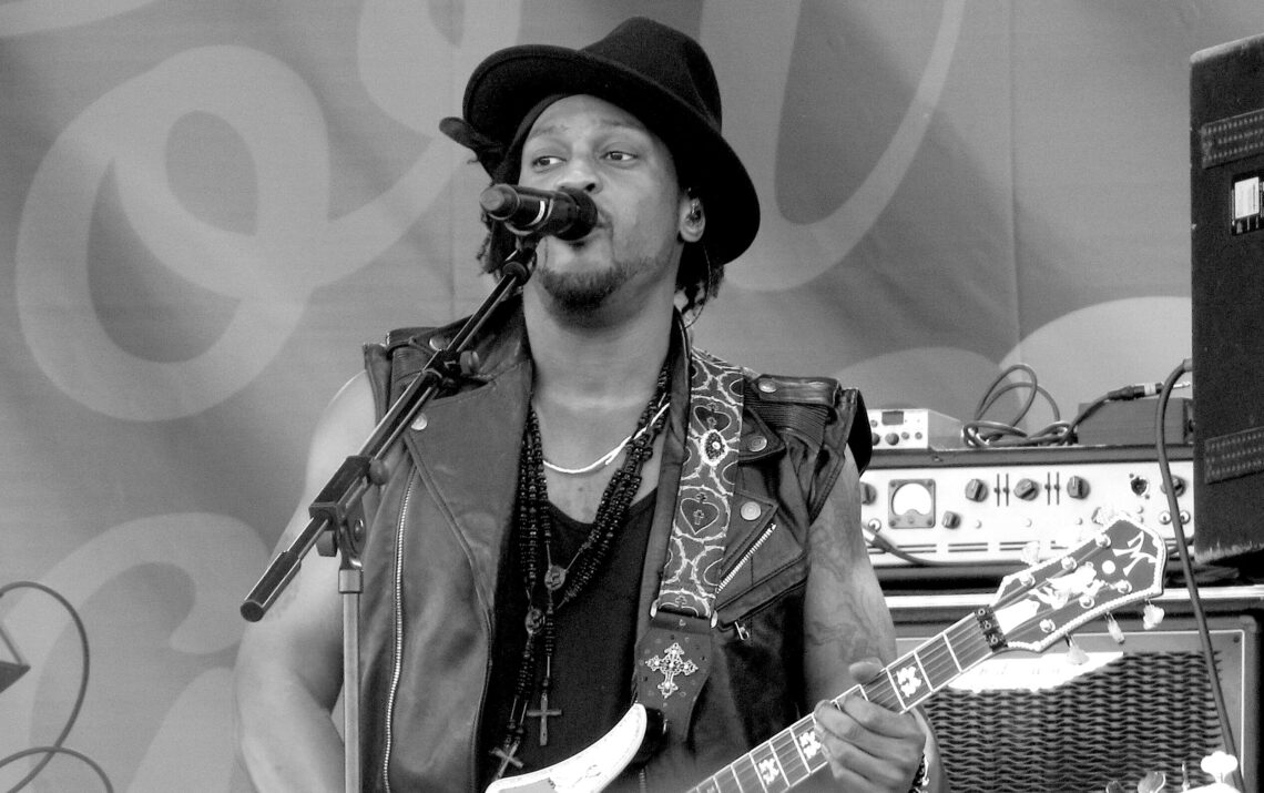 D’Angelo, 2012 - Foto: Roquai, https://commons.wikimedia.org/wiki/User:Roquai - Lizenz: https://creativecommons.org/licenses/by-sa/3.0/deed.en - Datei: https://commons.wikimedia.org/wiki/File:D%27Angelo_Pori_Jazz_2012.JPG