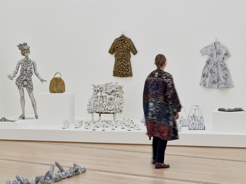 Installationsansicht «Yayoi Kusama», Fondation Beyeler, Riehen/Basel, 2025 © YAYOI KUSAMA - Foto: Mark Niedermann