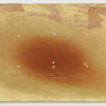 Huella (A like Ana), 2025, acrylique et encre sur coton, collection de l'artiste, (c)David Aebi, LIvie Gallery