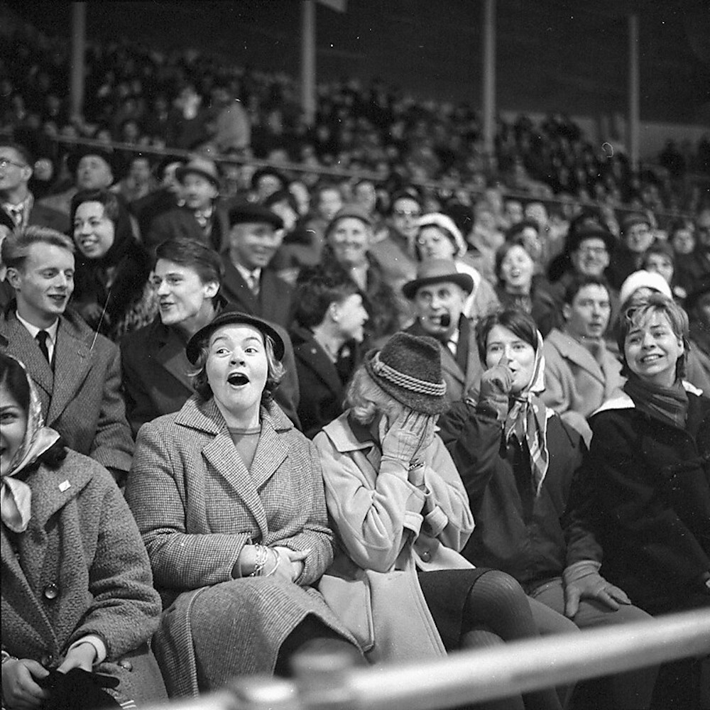 Publikum an der Eishockey-WM 1961 in Lausanne | RBA16-663 © Milou Steiner