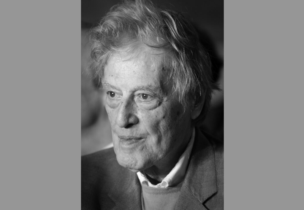 Tom Stoppard, 2022 - Foto: Philip Romano, https://commons.wikimedia.org/wiki/User:PhilipRomanoPhoto - Lizenz: https://creativecommons.org/licenses/by-sa/4.0/deed.en - Datei: https://commons.wikimedia.org/wiki/File:Tom_Stoppard.jpg