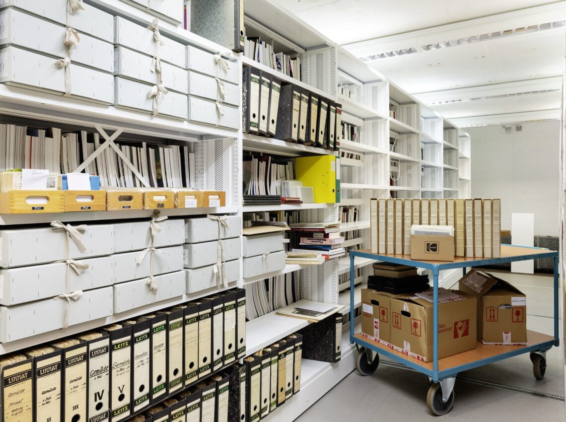 Das Archiv der Stiftung Sammlung E.G. Bührle in der Bibliothek des Kunsthaus Zürich – Foto © Kunsthaus Zürich, Franca Candrian