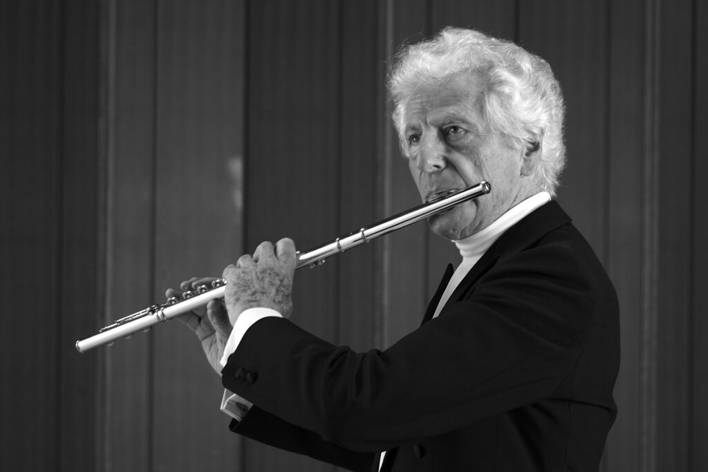 Peter-Lukas Graf Foto Yamaha 2012 - Schott Music Group, https://www.schott-music.com/de/person/peter-lukas-graf
