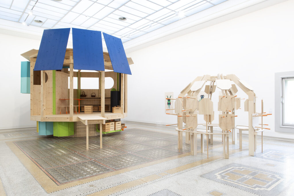 Vues de l'exposition Mathali Crasset, Égards Obliques, Musée des beaux-arts de La Chaux-de-Fonds, 2026, (c) Jessie Schaer.jpg