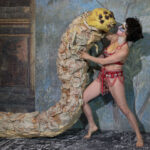 Monster Chetwynd and Esther Teichmann Phantasie Fotostudio II, 2018 © Monster Chetwynd und Esther Teichmann. Mit freundlicher Genehmigung der Künstler und Künstlerin. Foto: Esther Teichmann.