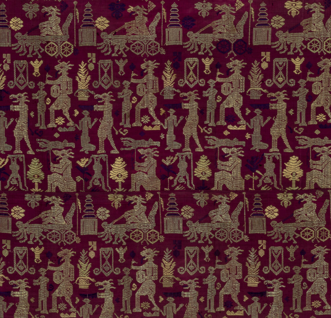 TRAME Southern Bali. Balinese people. Silk, silver threads, dyes. First half of the 20th century. 127×115 cm. Breguet Collection. ©FCM:MUSEC, Lugano