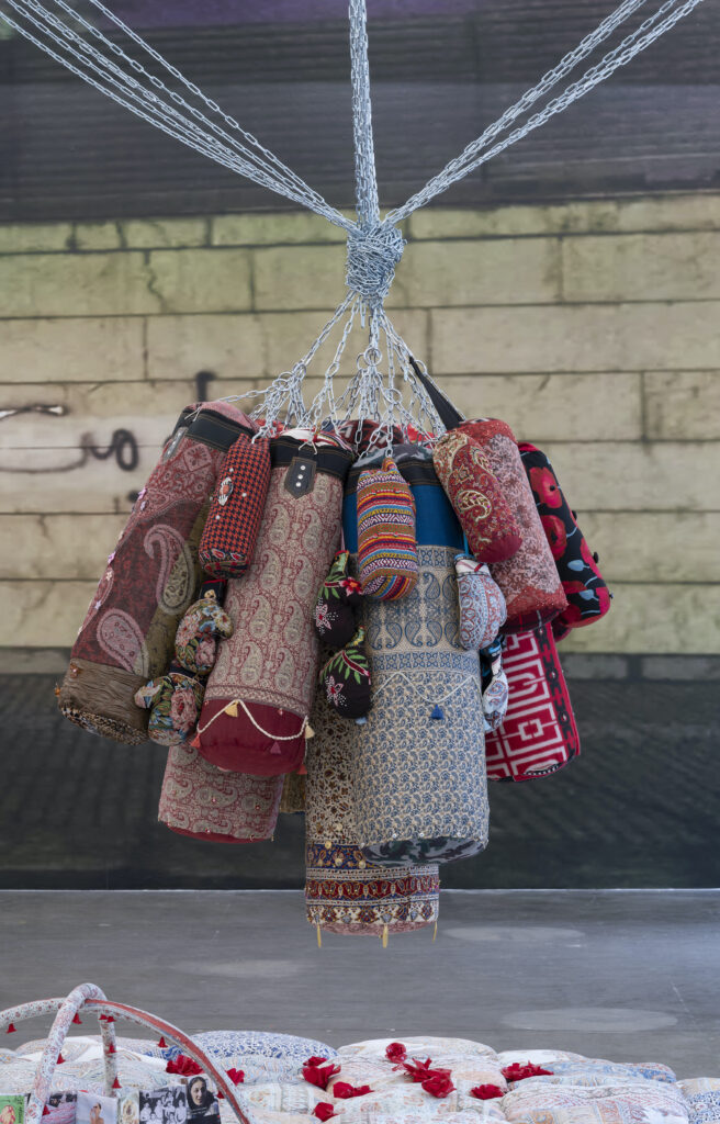 Chalisée Naamani, Bunch of Flowers, 2025. Photo: Kunst Halle Sankt Gallen, E. Sommer. Courtesy: Collezione E.Righi.