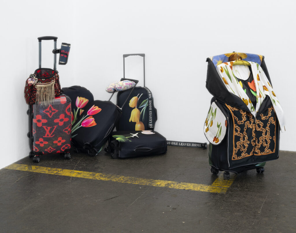 Chalisée Naamani, Life is a carrousel (Pharell Williams), 2025. Photo: Kunst Halle Sankt Gallen, E. Sommer. Courtesy: die Künstlerin und Ciaccia Levi, Paris/Turin.
