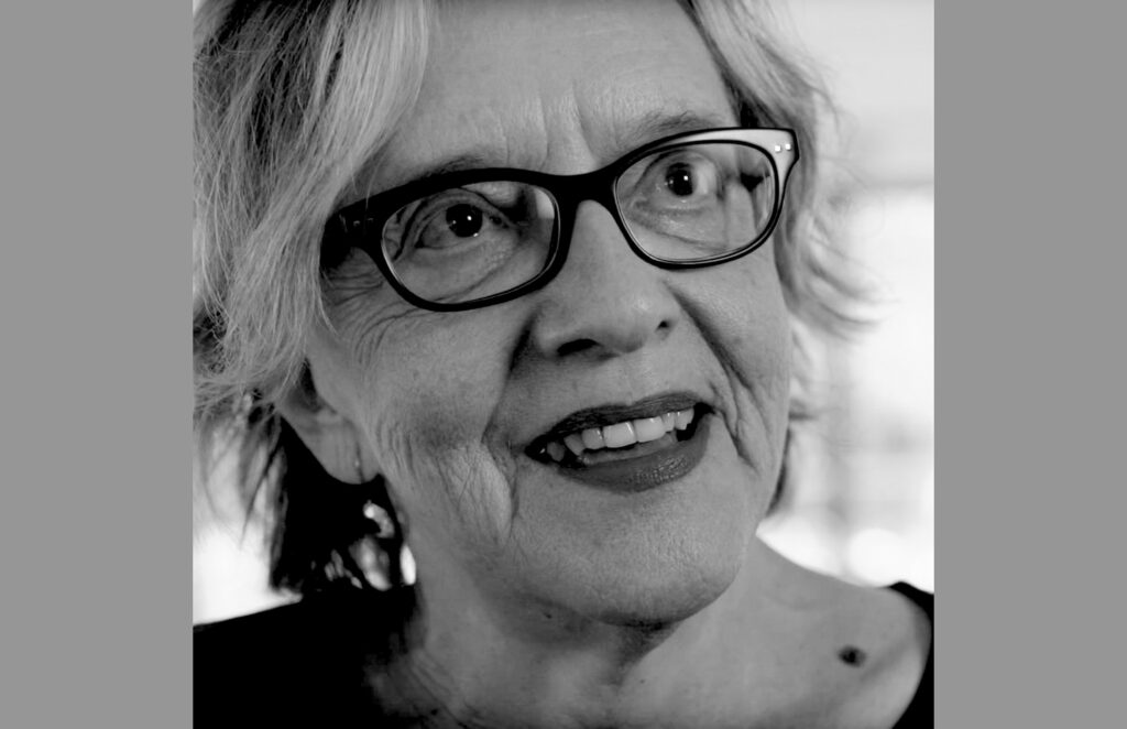 Slavenka Drakulic, 2016 - Foto: De Balie, https://www.youtube.com/watch?v=v1TsgWaornQ - Lizenz: https://creativecommons.org/licenses/by/3.0/deed.en - Date: https://commons.wikimedia.org/wiki/File:Slavenka_Drakuli%C4%87_(2016).jpg