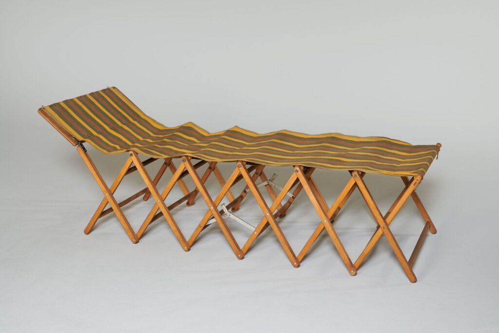 Faltliege, Wisa Gloria, 1940er-Jahre, 54,5 x 70 x 190 cm, Sammlung Museum Aargau, Inv.-Nr. K-17003. © Museum Aargau