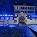 Kunsthaus Zug bei Nacht - Foto: © Kunsthaus Zug, https://kunsthauszug.ch/de/about/kunsthaus-zug-2