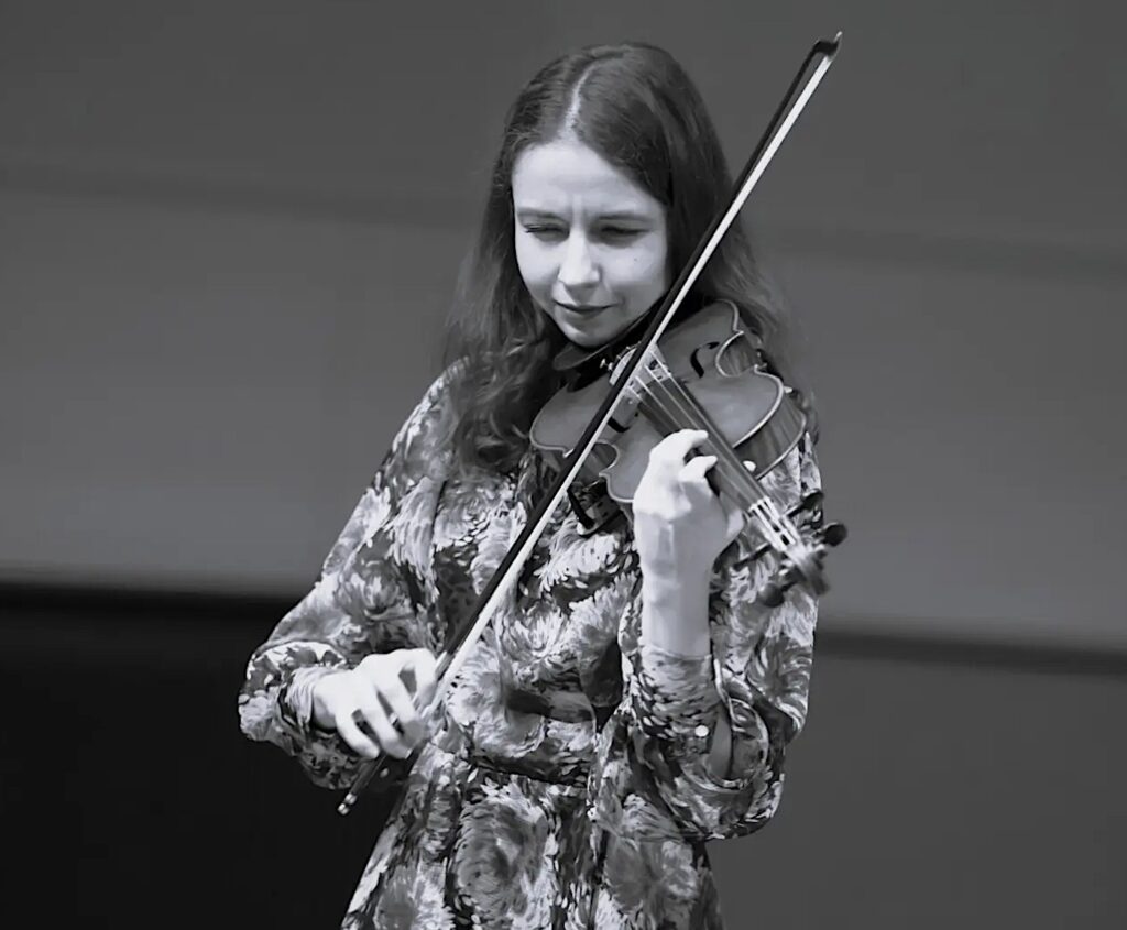 Bild: Anastasia Dziadevyc Kiwanis Musikpreis 2026 - Foto: © Priska Ketterer, https://davosfestival.ch/artists/anastasia-dziadevych