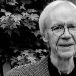 Jesper Bøje Christensen, 2022 bei seiner letzten Masterclass an der Schola - Foto: © https://www.musik-akademie.ch/schola-cantorum-basiliensis/de/news/detail/jesper-christensen-1944-2026.html