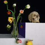 Shirana Shahbazi, [Stilleben-33-2009], 2009, C-Print auf Aluminium, 150 × 120 cm, Ed. von 5 (+ 1 AP), Courtesy of the artist und Galerie Peter Kilchmann, Zürich, Paris