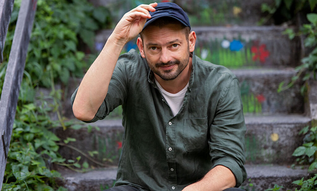 Giugliano Musio - Foto: Manuel Gnos, https://www.giulianomusio.com/