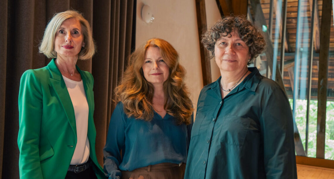 (v.l.n.r.) Patrizia Rezzoli, Co-Vizepräsidentin, Janine Händel, Präsidentin, Bettina Stefanini, Co-Vizepräsidentin - Foto: © https://www.swissfoundations.ch/